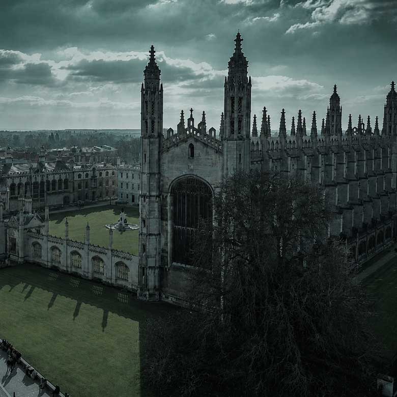 Imagen de la Universidad de Cambridge con un filtro fotográfico.